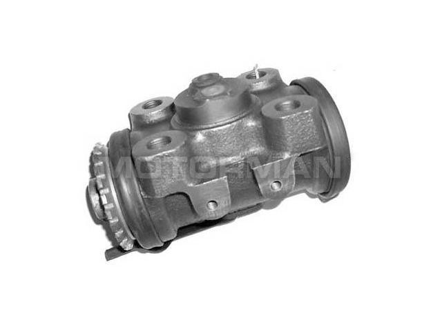 Brake Wheel Cylinder MC811055